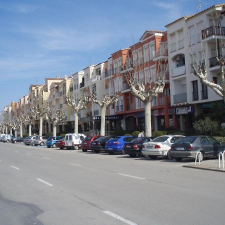 Apartamento Renovado, Luminoso, A 300M De La Playa Lägenhet Empuriabrava Exteriör bild